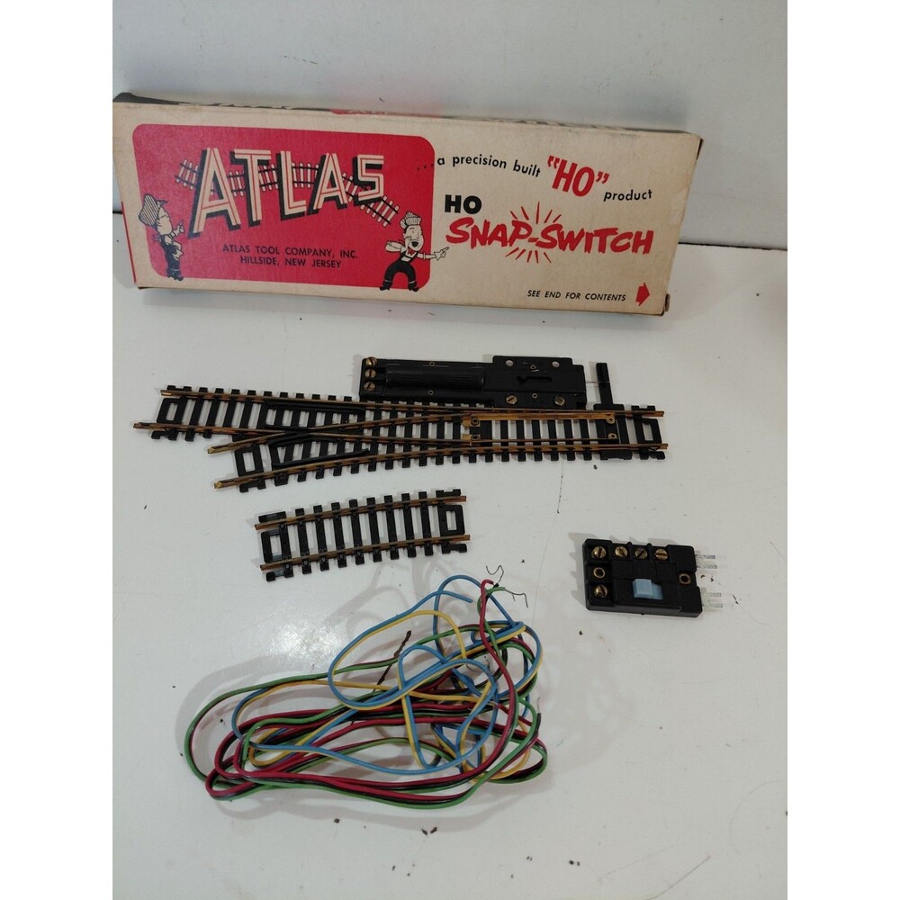 Atlas 50 HO Gauge Model Railroad Accessory Remote Control Switch Left w/Box